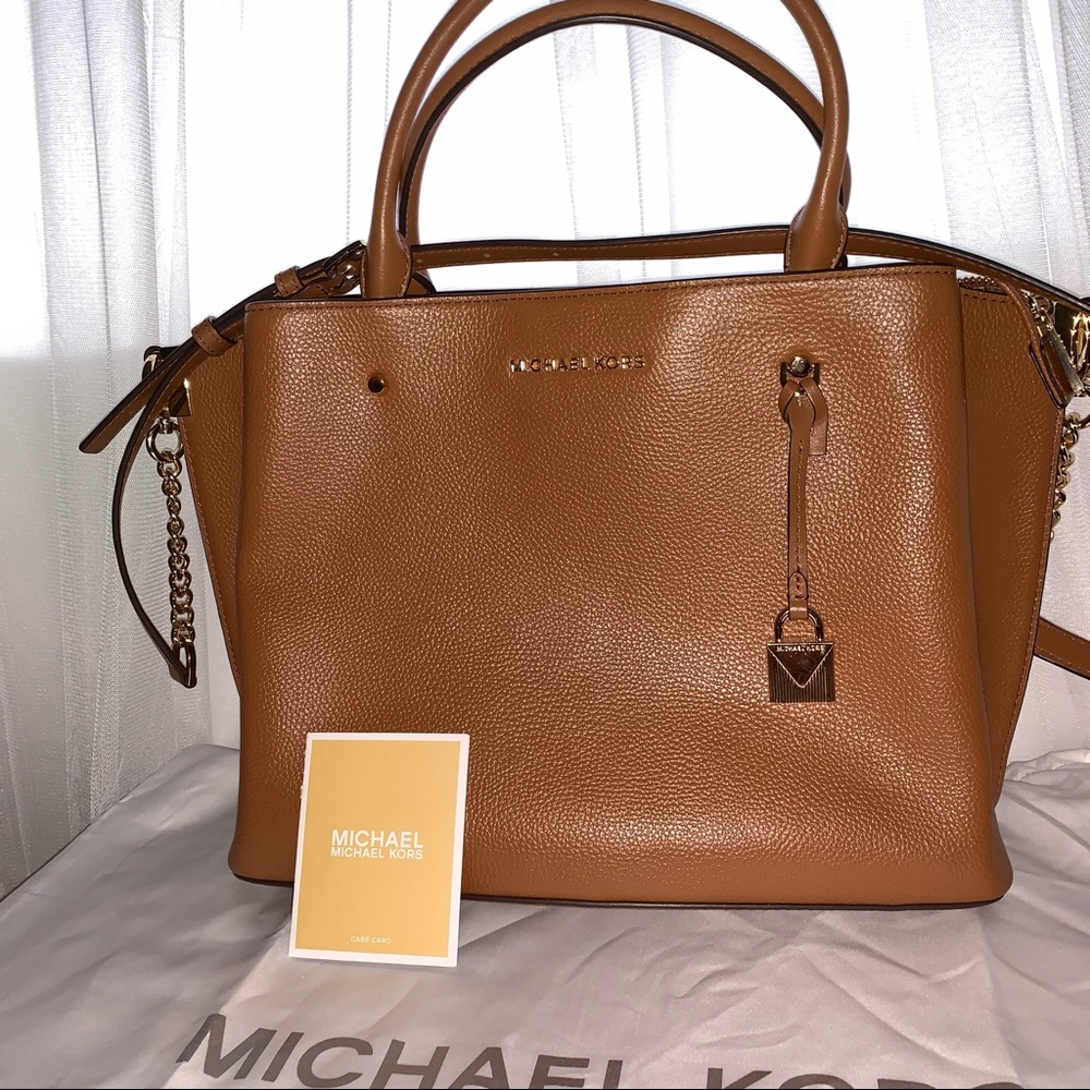 Large satchel leather Michael Kors bag